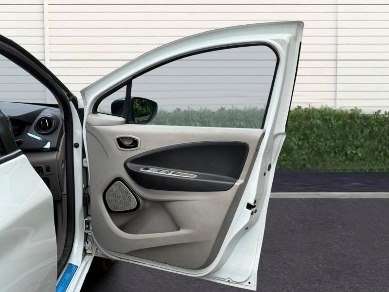 RENAULT ZOE