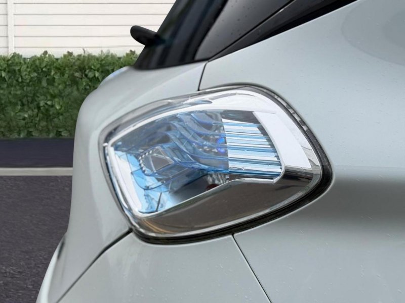 RENAULT ZOE