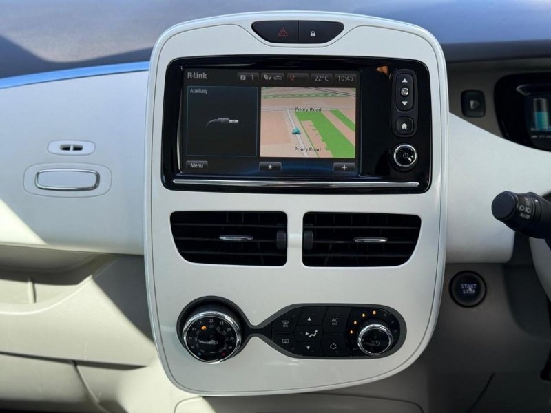 RENAULT ZOE