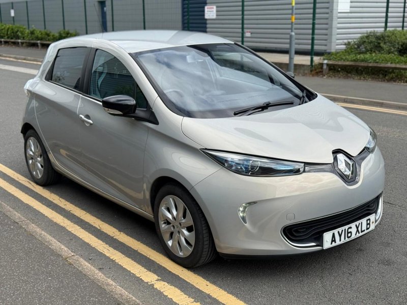 RENAULT ZOE