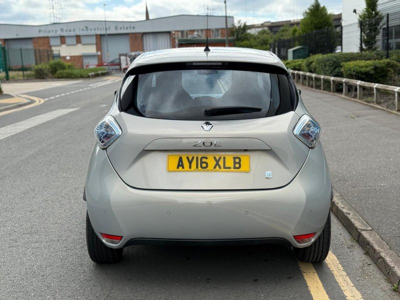 RENAULT ZOE