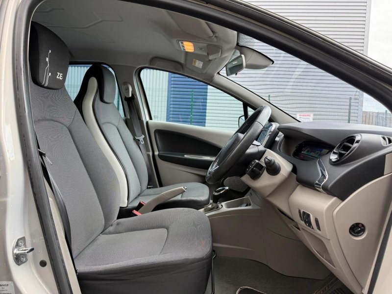 RENAULT ZOE