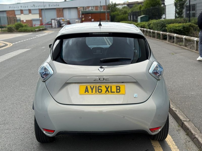 RENAULT ZOE