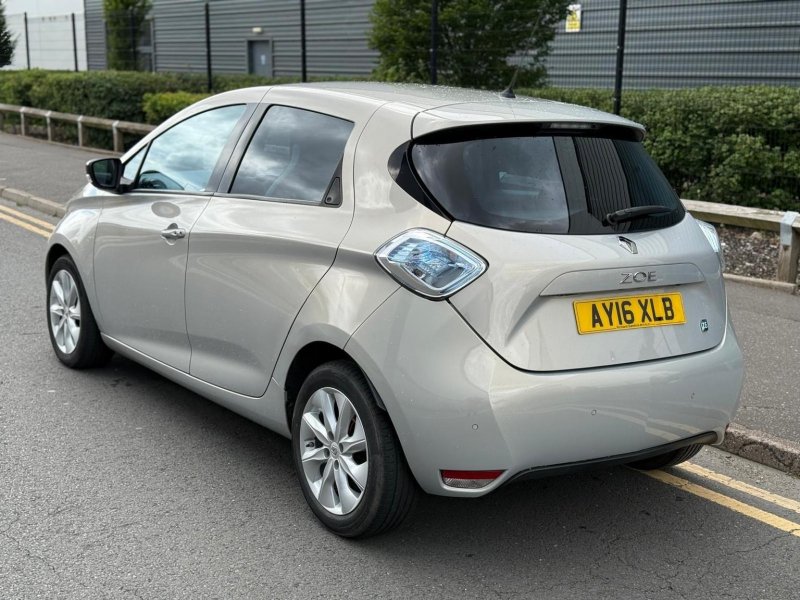 RENAULT ZOE