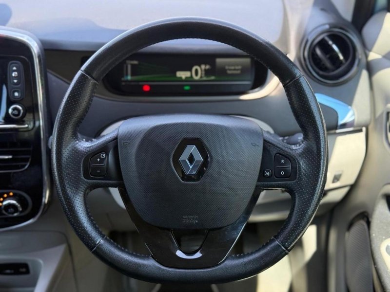 RENAULT ZOE