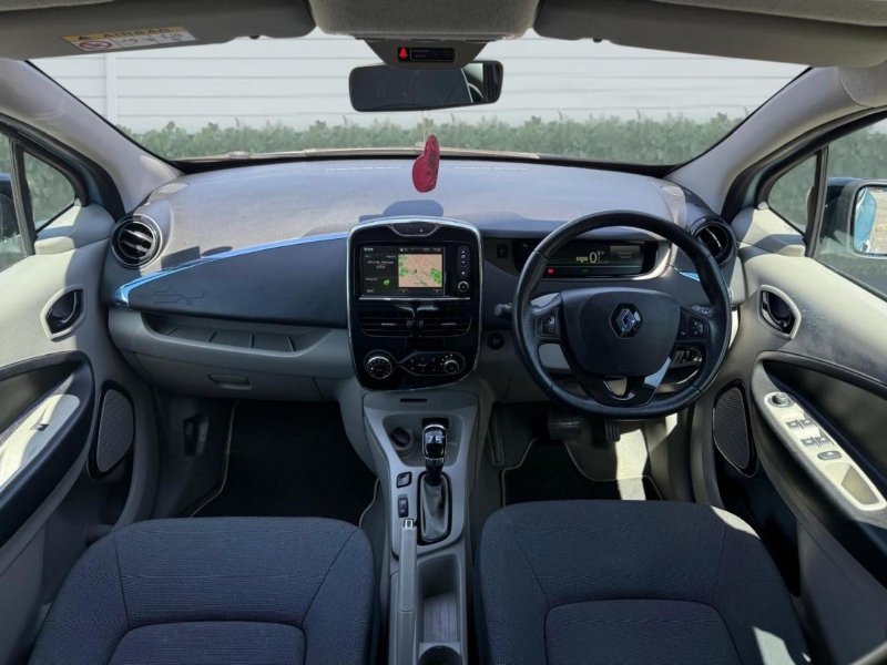 RENAULT ZOE